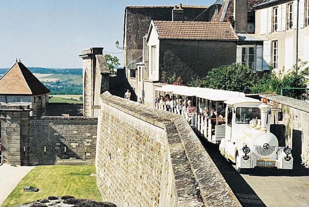 Appartement Proche Des Remparts Langres Exteriér fotografie