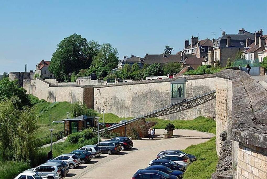 Appartement Proche Des Remparts Langres Exteriér fotografie